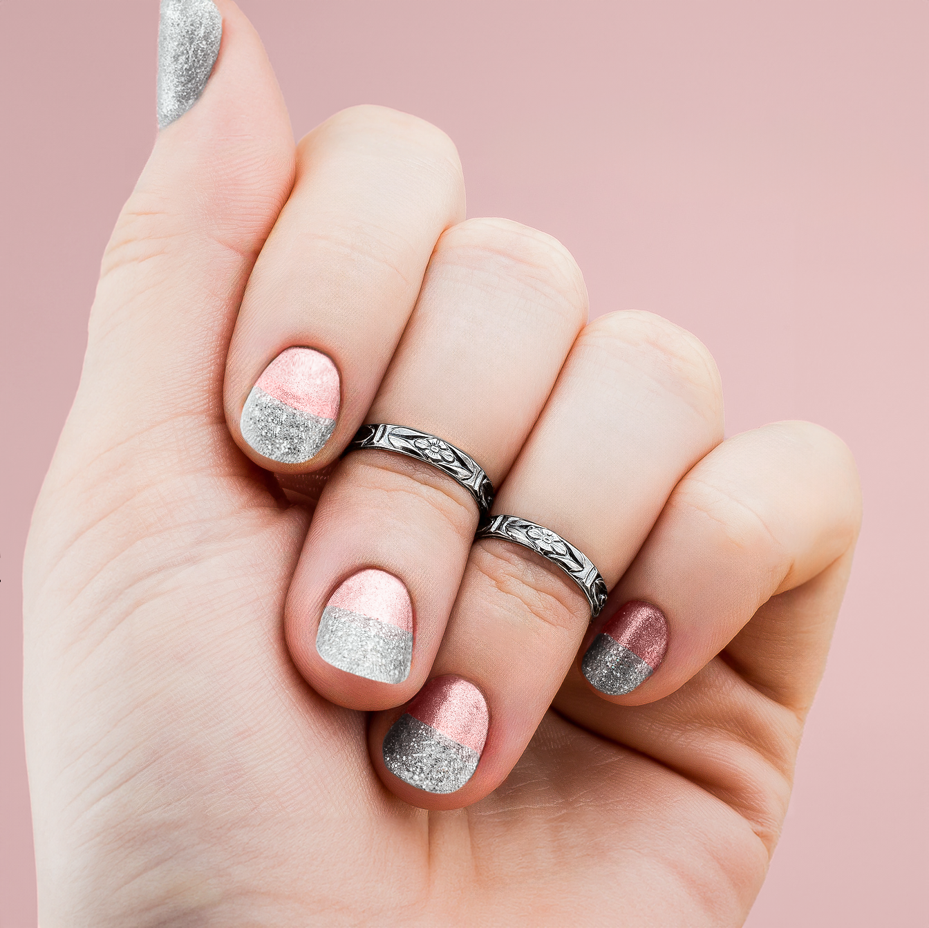 Daisy Chain Midi Ring | Adjustable Oxidized Sterling Silver Mid Knuckle Ring