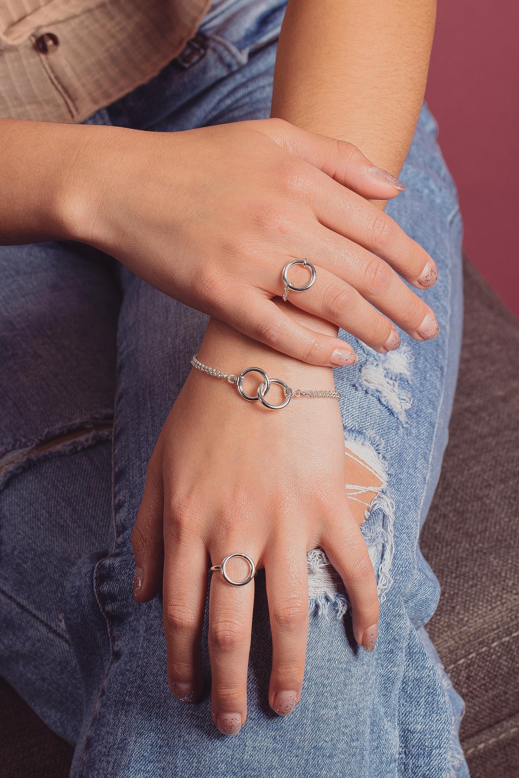 Forever Connected Bracelet | Chunky Sterling Silver Geometric interconnected linked Round Open Circle Halo Eternity Link Chain Bracelet