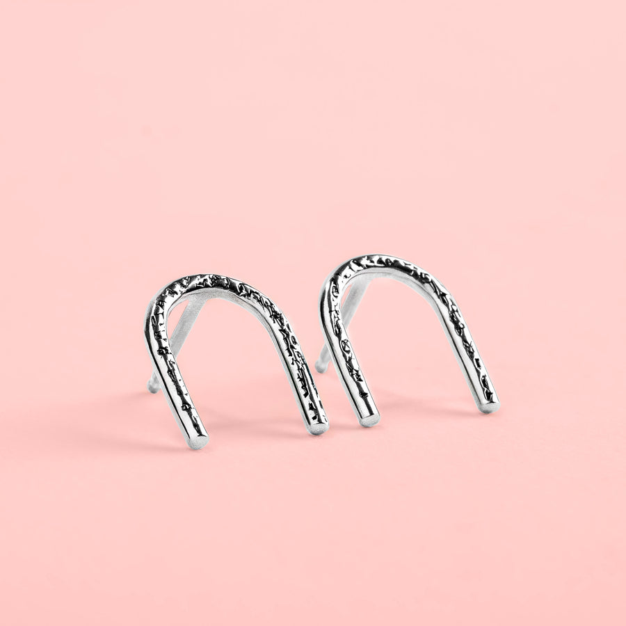 Set of 7 Thin Arrow Stacking Rings in 925 Sterling Silver and 14K Gold Fill for Women and Girls | Comfort Fit | USA Sizes 4-12