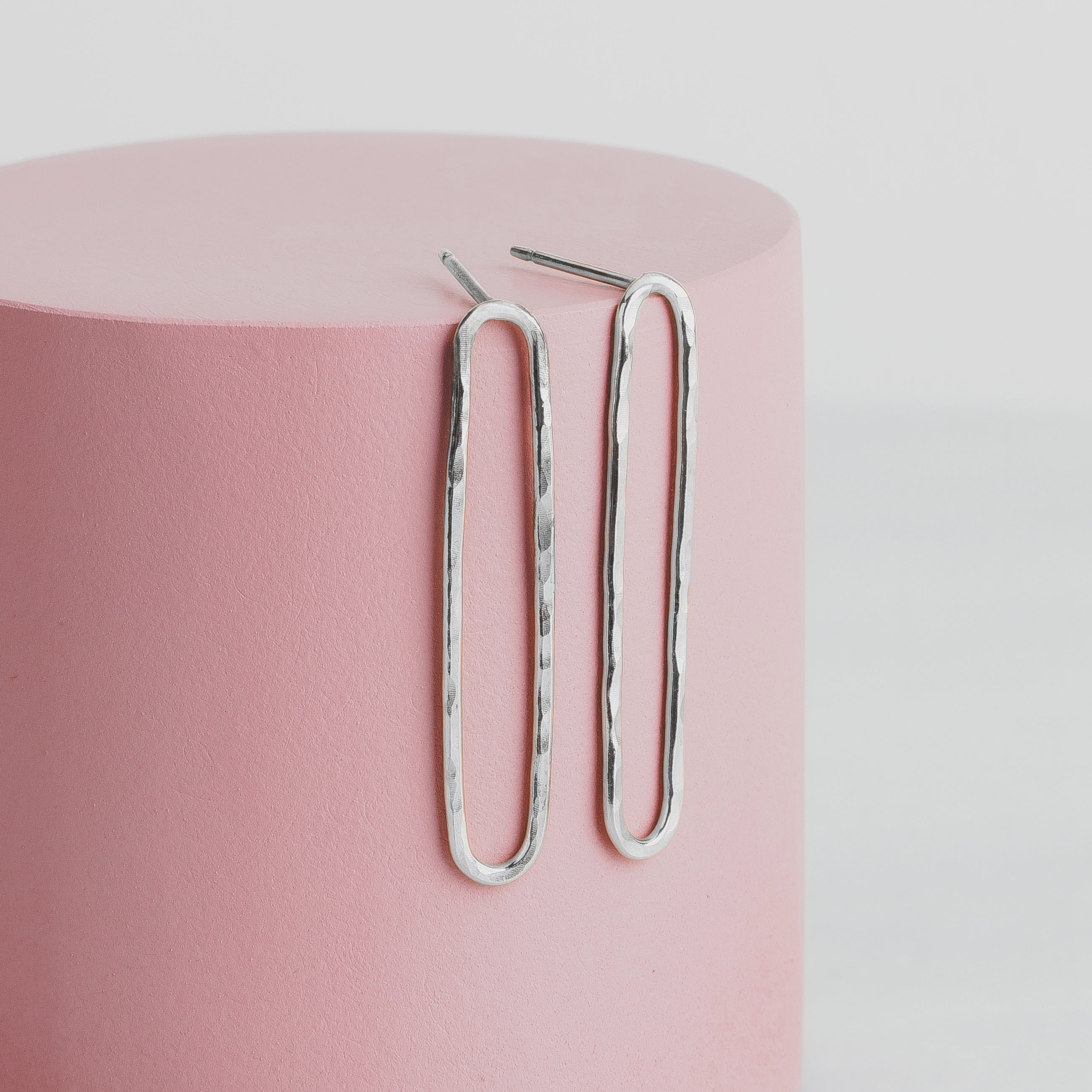 Hammered Oval Paperclip Chain Link Stud Earrings | Gold, Rose Gold, or Silver | Long Oval Loop Hoop Post Earrings | Minimalist Everyday