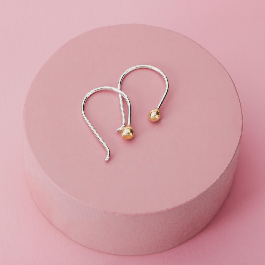 Gold Dot Pull Through Earrings