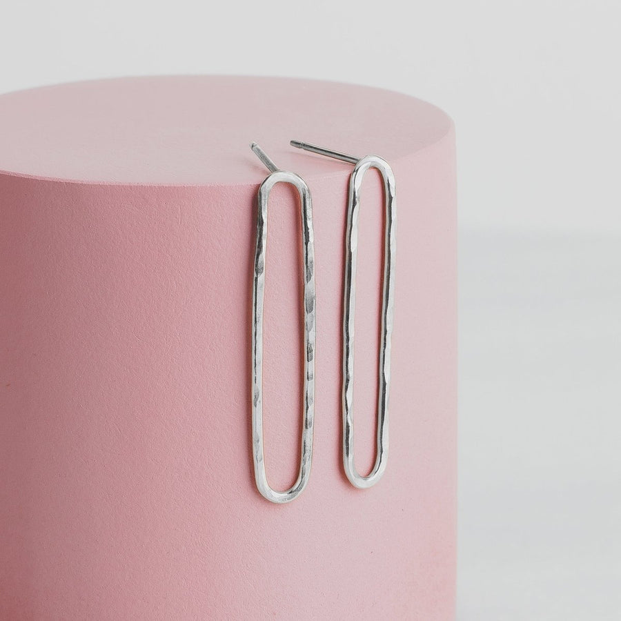 Hammered Oval Paperclip Chain Link Stud Earrings
