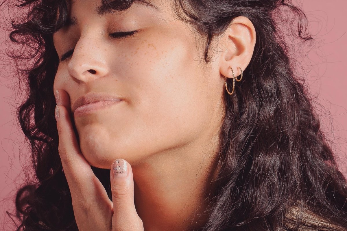 Medium Twist Hoop Earrings | Gold, Rose Gold, Silver | Braided Rope Huggie Hoops, Twisted Minimalist Everyday Studs, Dainty Gift for Her