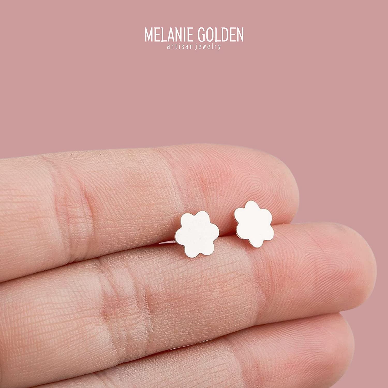 Daisy Flower Stud Earrings - Melanie Golden Jewelry - Earrings, flora, stud, stud earrings