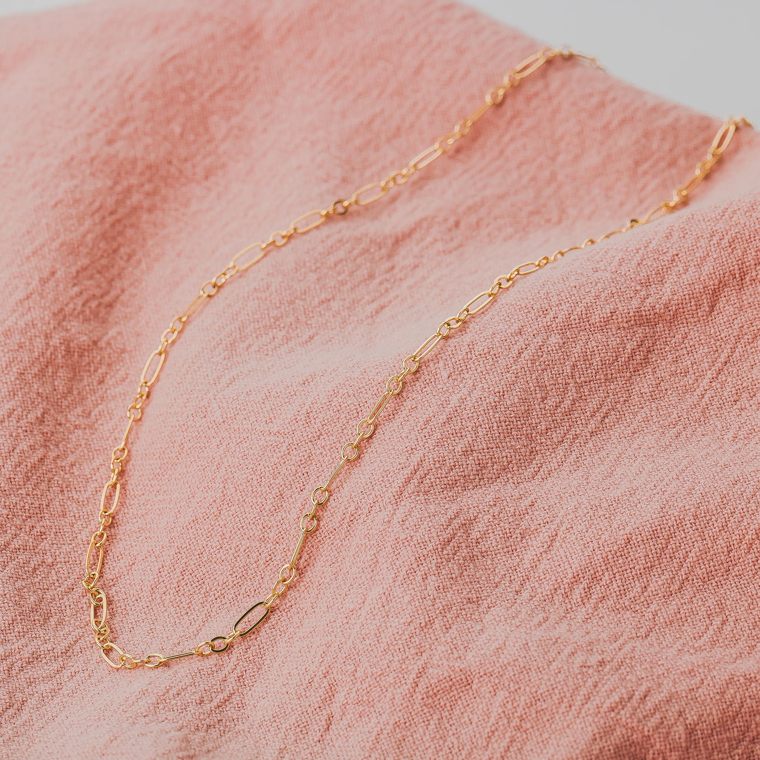 Sadie Chain Necklace - Melanie Golden Jewelry - _badge_new, chain necklace, essential chains, everyday essentials, necklace, new