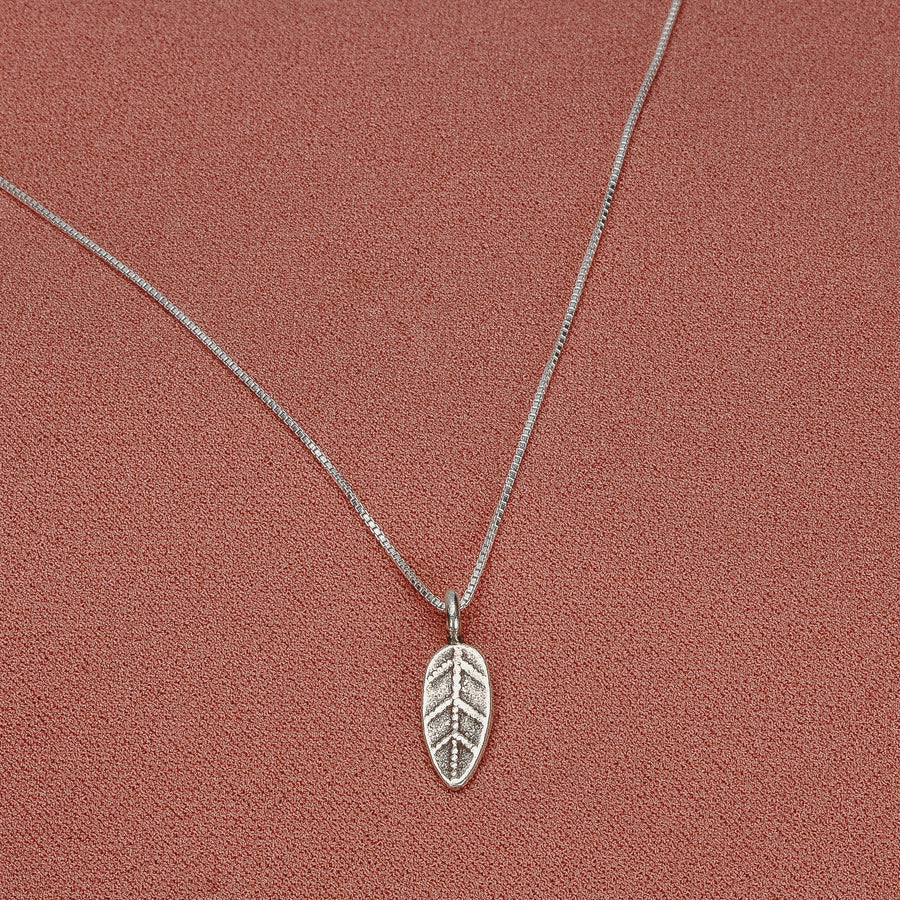 Fiscus Leaf Necklace