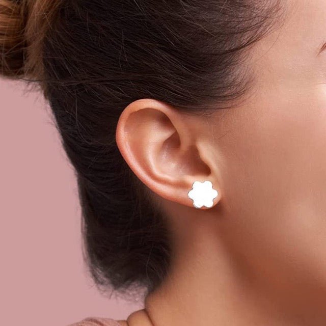 Daisy Flower Stud Earrings - Melanie Golden Jewelry - Earrings, flora, stud, stud earrings